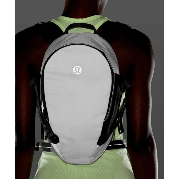 Lululemon Beautiful Fast Free Backpack White Great For So Many Activities!! - Picture 6 of 6
